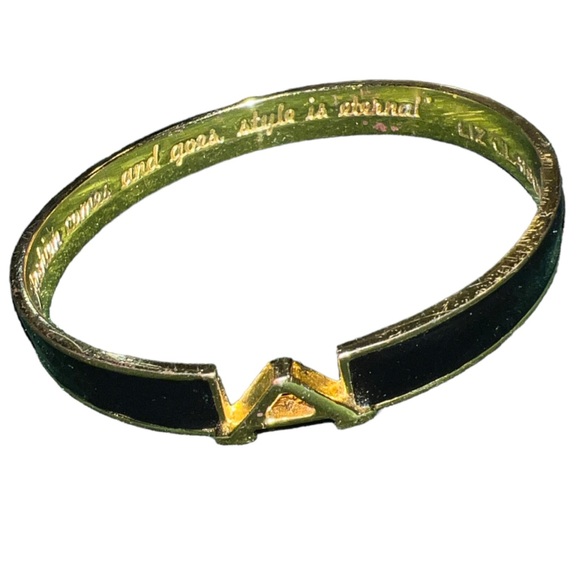 Liz Claiborne Black Enamel Gold Tone Cut-Out "A”Initial Bangle Bracelet Fits 8" - Picture 2 of 5